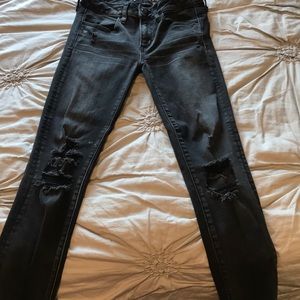 Black American Eagle super stretch skinny jeans